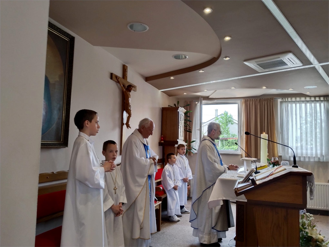 www.monfortanci.com - Misionari Monfortanci - Družba Marijina