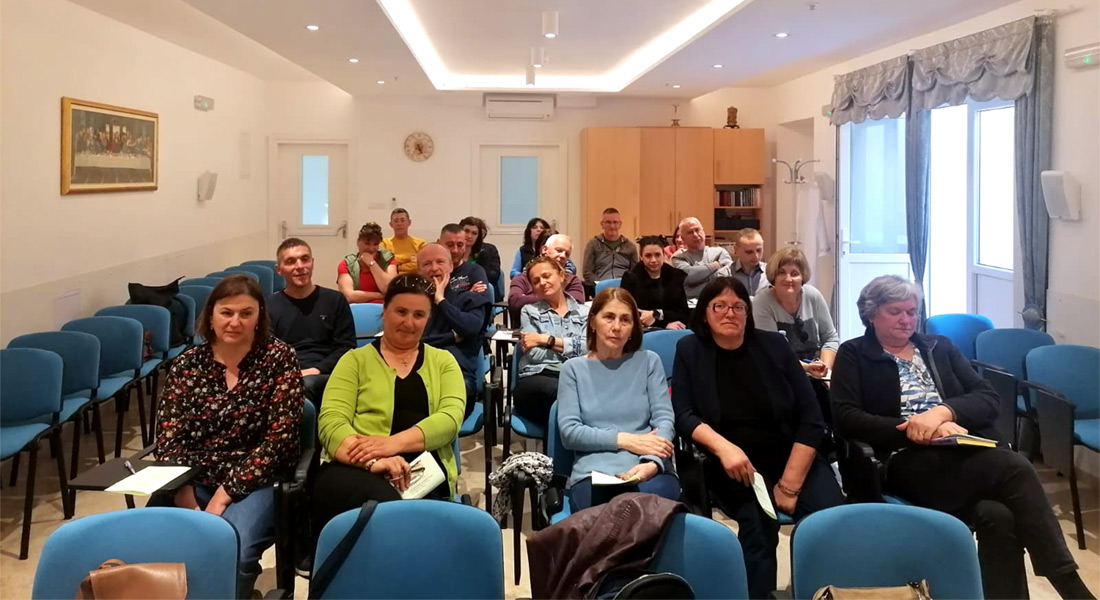 www.monfortanci.com - Misionari Monfortanci - Družba Marijina