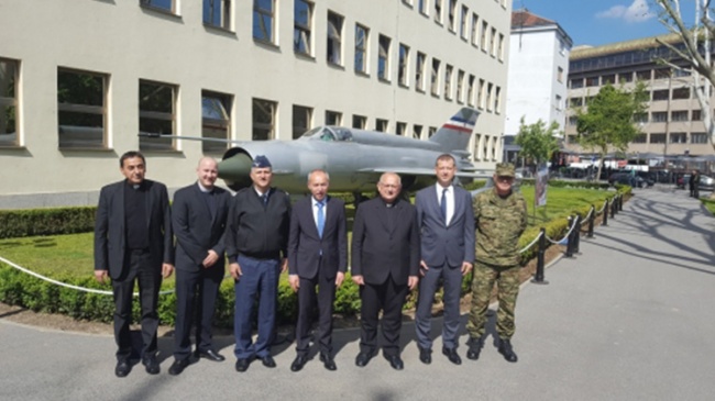 www.monfortanci.com - Misionari monfortanci - družba Marijina