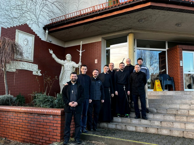 www.monfortanci.com - Misionari Monfortanci - Družba Marijina