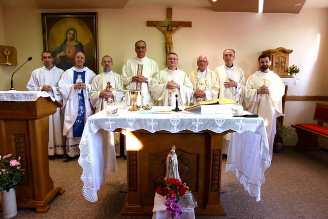 www.monfortanci.com - Misionari Monfortanci - Družba Marijina