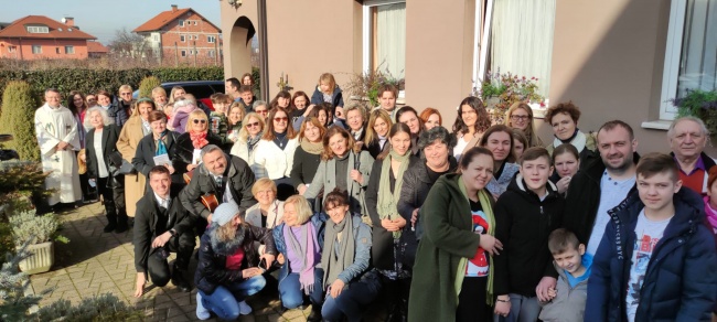 www.monfortanci.com - Misionari Monfortanci - Družba Marijina"